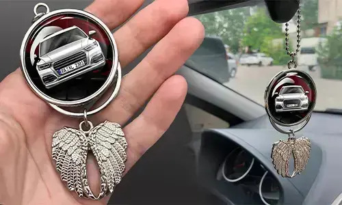 category-mirror-chain-angel-wings-1