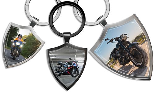 Llavero en forma de escudo con tu foto de motocicleta