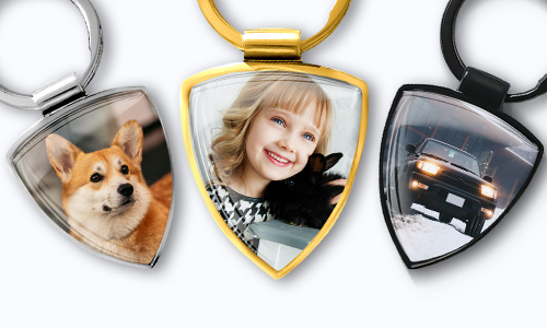 Keychain shield with your own photo