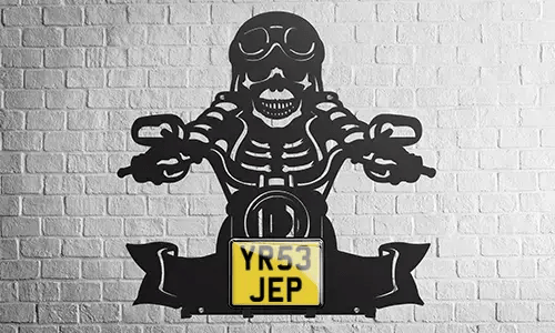 gallery-keyholder-wall-skeleton-motorcycle-rider-license-plate-text-printed-1