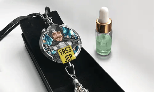 gallery-personalised-car-air-freshener-with-motorcycle-driver-1