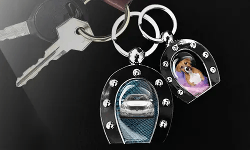 gallery-photo-horseshoe-keychain-2
