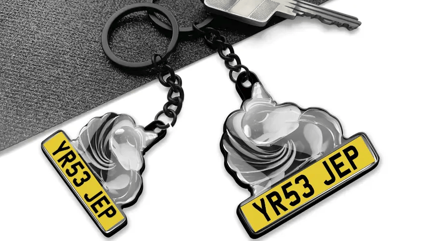 head-keychain-unicorn-epoxy-with-license-plate