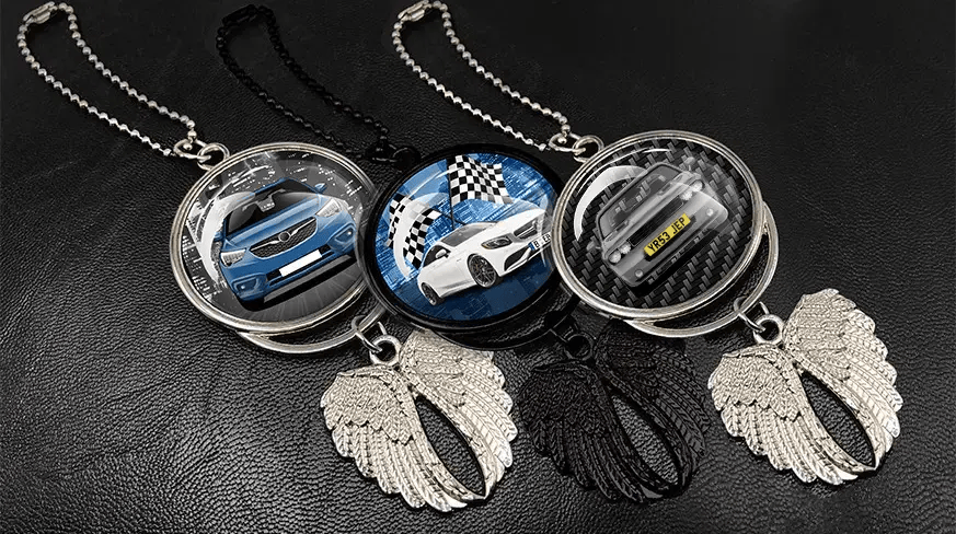 head-mirror-chain-angel-wings-1